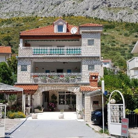 Apartment Danka Omiš Kültér fotó