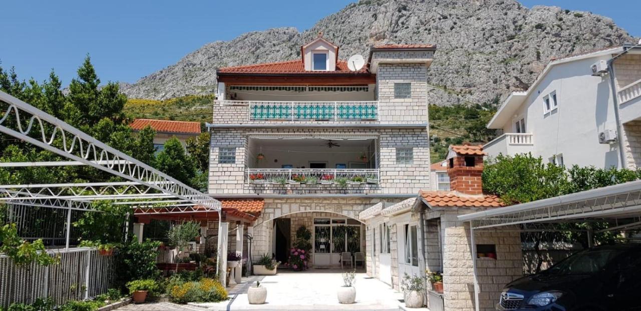 Apartment Danka Omiš Kültér fotó